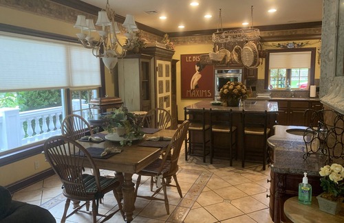 Dallas House | Carriage House on Country Estate - minutes from 6 wedding venues
