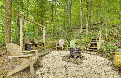 Carrollton Apartment | Carrollton Cabin with Patio and Fire Pit!
