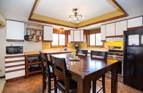 Grand Marais House | Carter's Cottage - 2BR/2BA cottage in Grand Marais walking distance to downtown