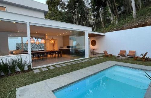 Teresopolis House | Casa 10 Floresta Boa Vista - Piscina Privativa, Adega e Conforto em 4 suítes