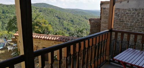 Valderredible House | Casa acogedora en pueblo de montaña