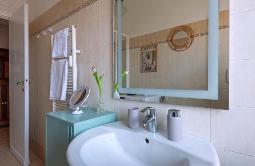 Pigneto Apartment | Casa Adele Lovely Mid-century Apartment, Rome