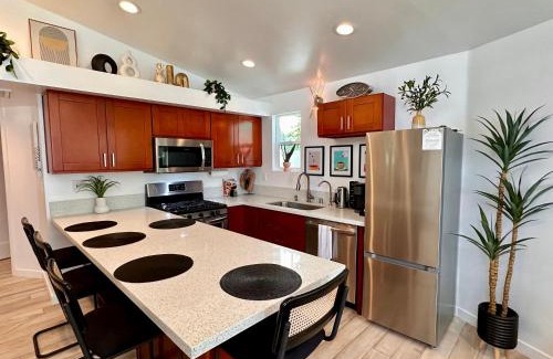 Vista Apartment | Casa Agave, 2 Bedroom, 1 Bath Guest House, with 3 Beds & Game Room