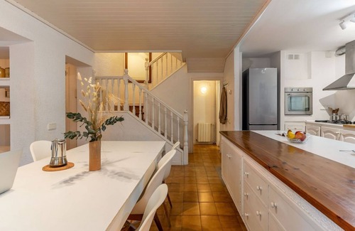 Castelldefels House | Casa Aila · Beach house with PRIVATE POOL