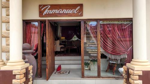 San Lameer House | Casa Alegre Guesthouse