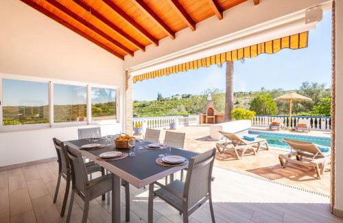 Silves Villa | Casa Amada - Private Villa - Heated pool - Free wifi - Air Con