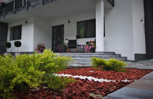 Caciulata House | Casa AQUARIUS