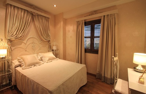 Barrio de la Villa House | Casa Baños de la Villa