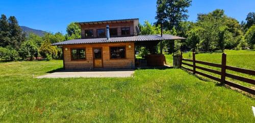Conaripe House | Casa Barnizada