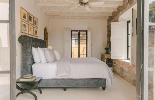 Zona Centro Villa | Casa Barranca Vista, Modern 3BR Villa in Historic Centro