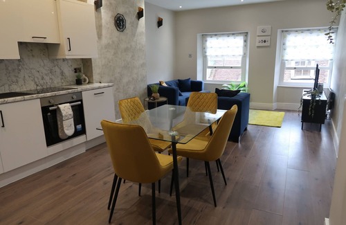 Sherborne Apartment | Casa Bella in Sherborne's Historic Quarter