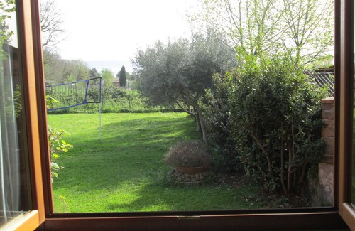Lake Bracciano House | Casa Bella Vista Trevignano Romano Lake Bracciano view country cottage