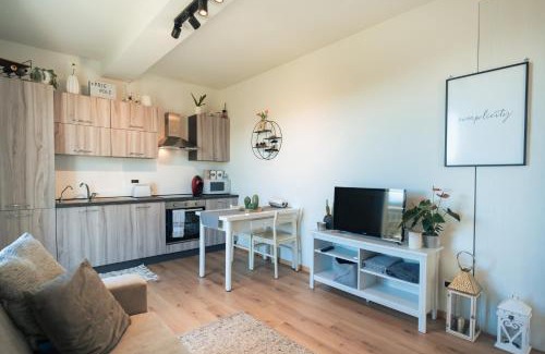 Diano Castello Apartment | Casa Bella Vista