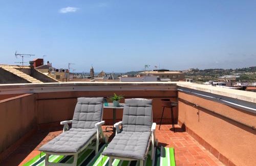 Torredembarra Apartment | Casa Bernat by MarCalma