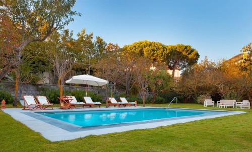 Sant'Agata sui Due Golfi Villa | Casa Bianca in the Heart of the Town, Daily Housekeeping & Concierge