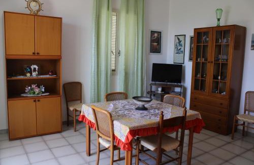 Sant'Andrea House | casa blu