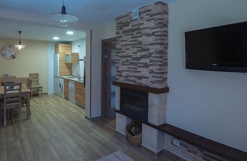 Ortigosa del Monte Cottage | Casa Cantera del Berrocal for 8 people
