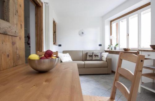 Valdisotto Apartment | CASA CARCENTINA giardino, Pass zona rossa, Pista Olimpiadi Stelvio 2026