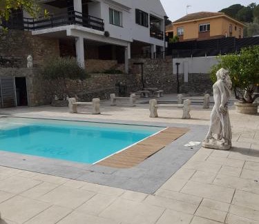 Agullana House | Casa Cari