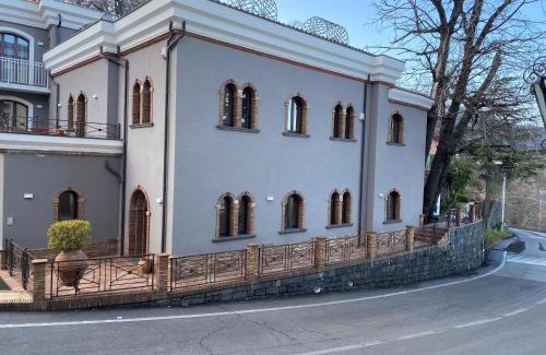 Zafferana Etnea Villa | Casa Carlotta