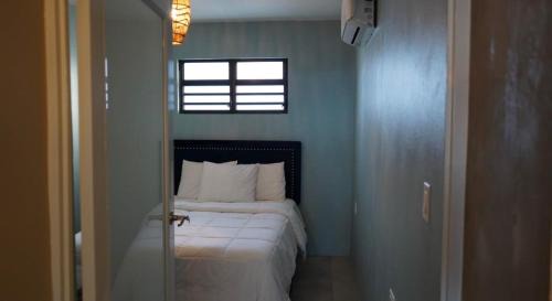 Arecibo Pueblo Apartment | Casa cayito l