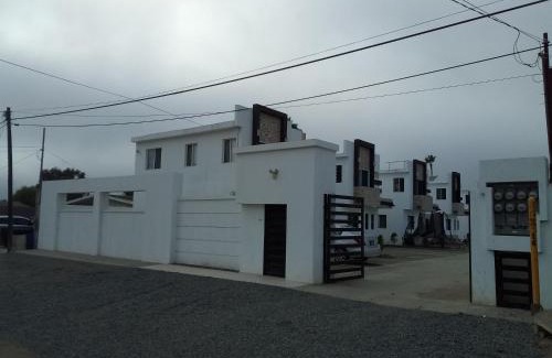 Ensenada House | Casa cerca de Estero Beach