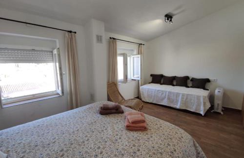 Constantina House | Casa Cerro Luna