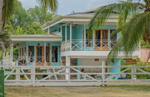 Parrita House | Casa Choucoune