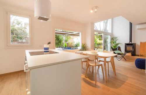 Tamarit House | Casa con gran jardín cerca de la playa - BAIX