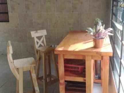 Francisco Alvarez House | Casa con Parque, Piscina y Cancha de Futbol