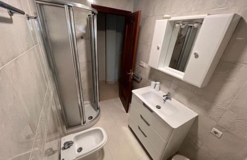 Betanzos Old Town House | Casa con terraza en el casco