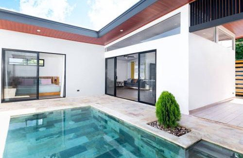 Uvita Villa | Casa Coral - great location - high speed internet