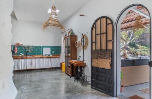 Galdar House | Casa Cueva Rural, Calima