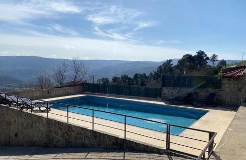 Santa Marinha do Zezere House | casa da alegria