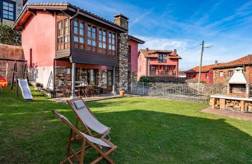 Aronces House | Casa De Abajo