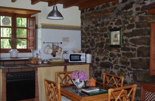 Villandas Cottage | Casa de Aldea Pisón de Fondón for 4 people