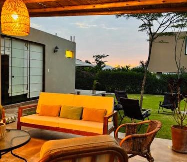 Pachacamac House | Casa de Campo Bamboo con Piscina temperada