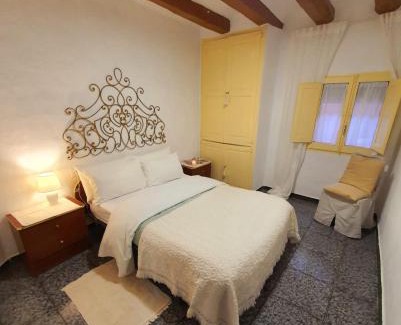 Rasquera House | Casa de Danann