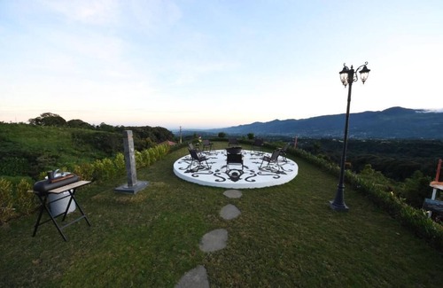 Cibodas Villa | Casa De Monique