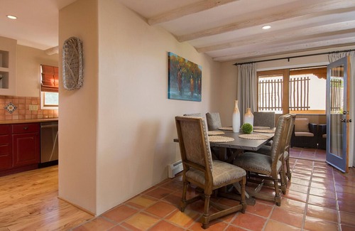 Northeast Santa Fe House | Casa de Musica | Historic Eastside just off Artist Road