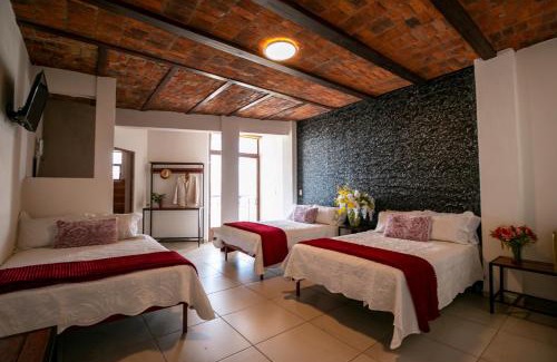 San Juan de los Lagos Bed & Breakfast | Casa De Rey