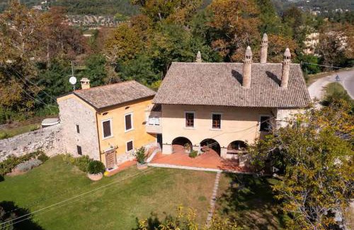 Caprino Veronese Villa | Casa dei Camini