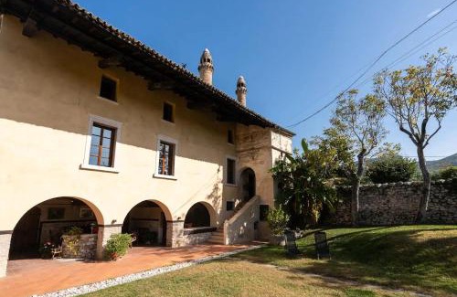 Caprino Veronese Villa | Casa dei Camini