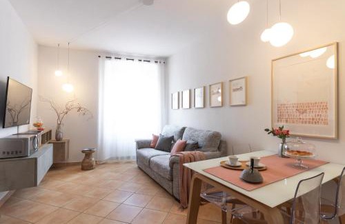 Maccagno Apartment | Casa del Borgo "Terra & Fuoco" sul Lago Maggiore