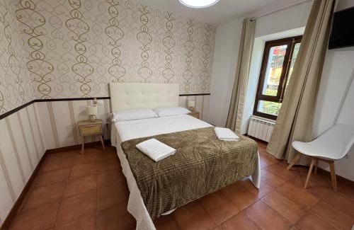 Las Navas Del Marques House | Casa del Cura