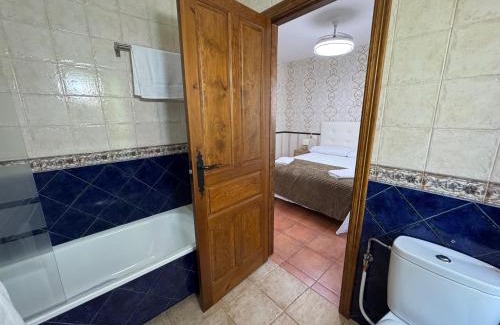 Las Navas Del Marques House | Casa del Cura