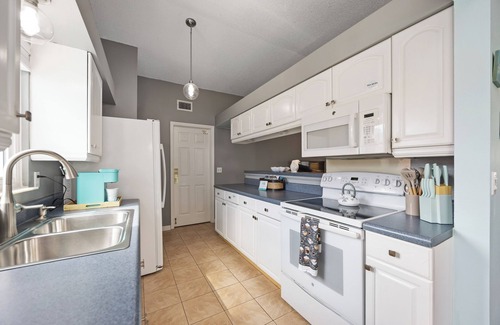 Bradenton House | Casa del Mare- Beach inspired home near Anna Maria Island and IMG Academy
