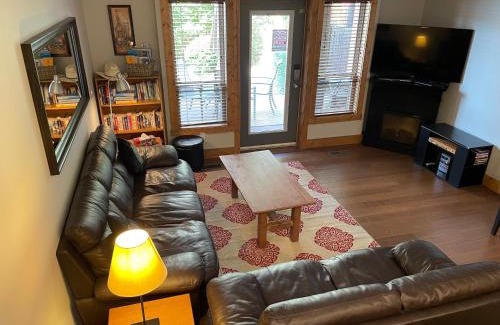 Okanagan-Similkameen Apartment | Casa Del Mila Oro Condo