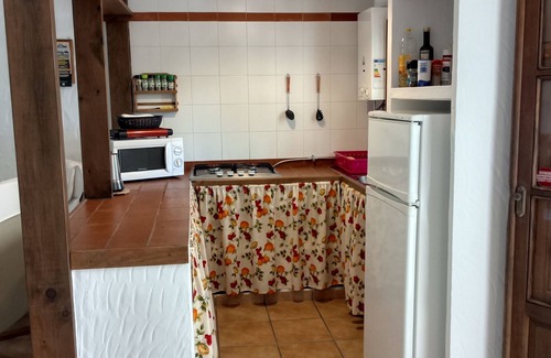 Zahora House | CASA DESMINA 63 m² with pool, bike, kayak, safe and internet WIFI.