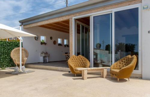 Vittoria Villa | Casa di Noi